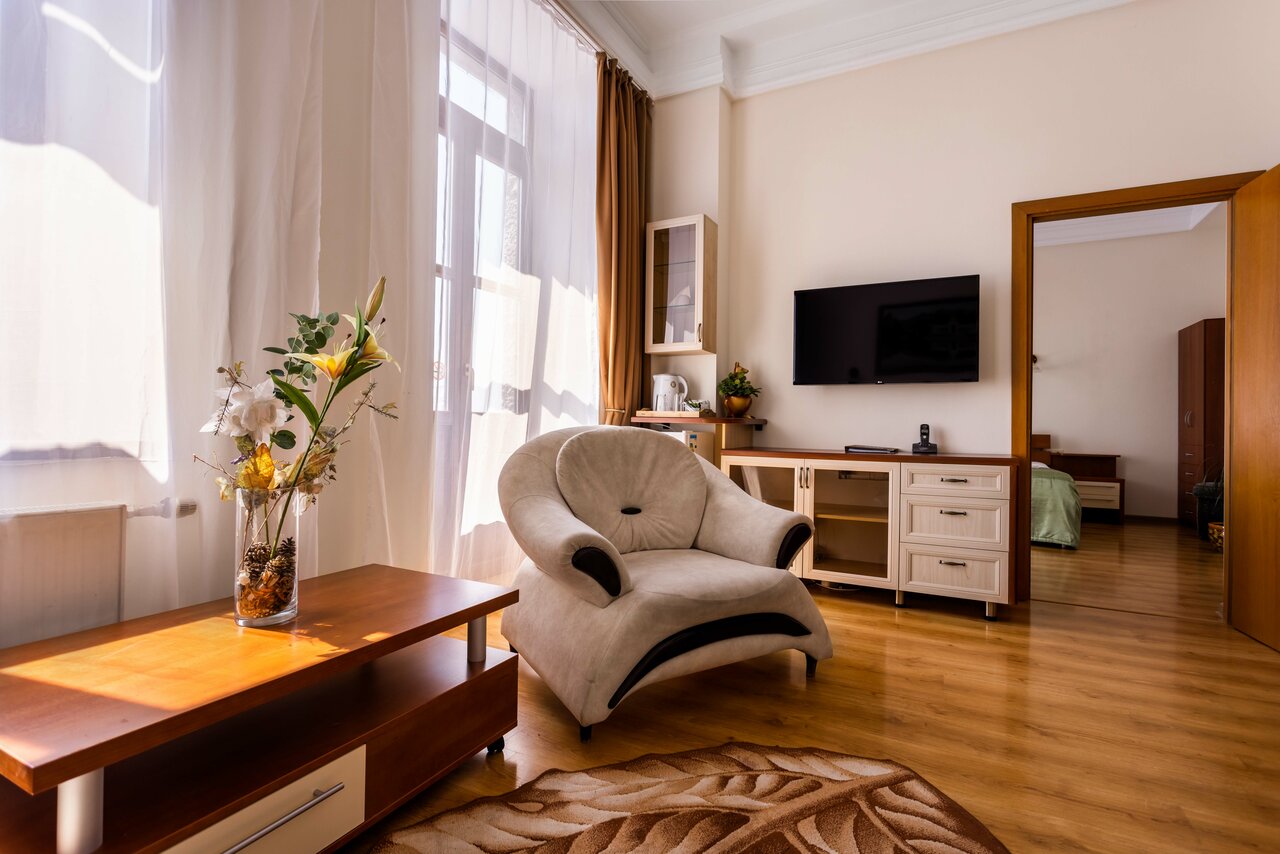 Гостиница Аквилон Алупка