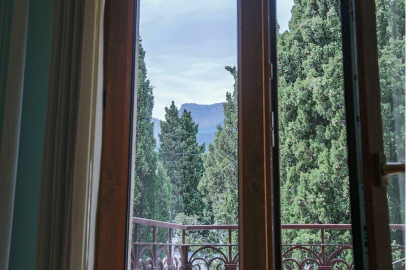 Гостиница Аквилон Алупка-202